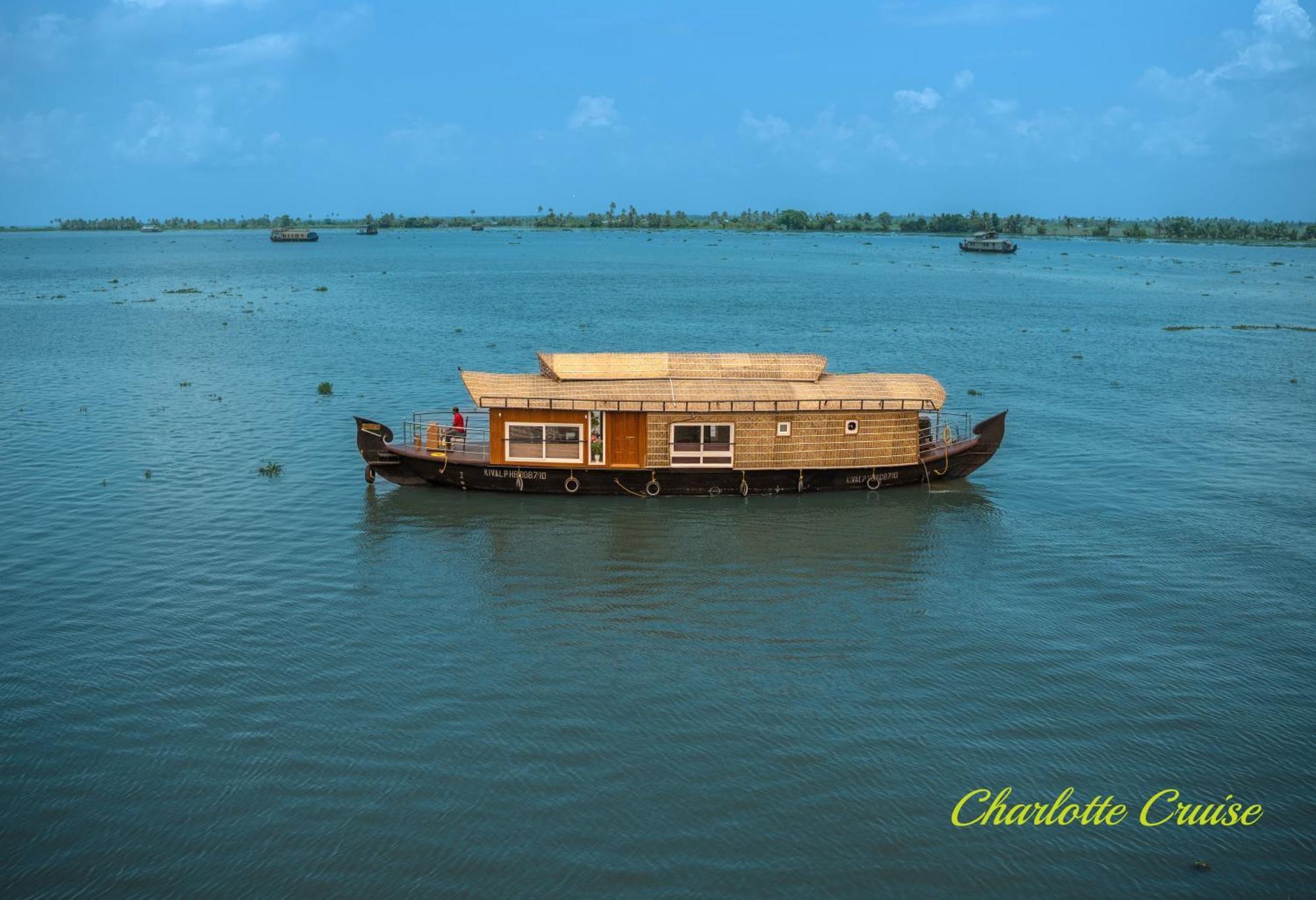 Charlotte Cruise House Boat Hotel Alappuzha ภายนอก รูปภาพ